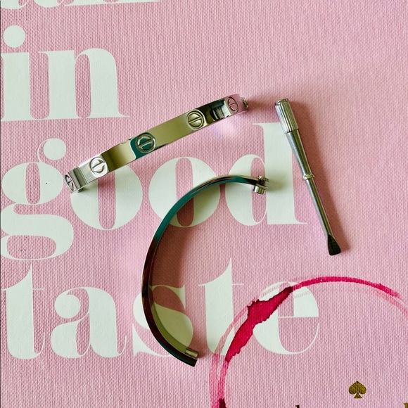 Silver Bracelet  with Screwdriver Love Bangle - Picture 5 of 6